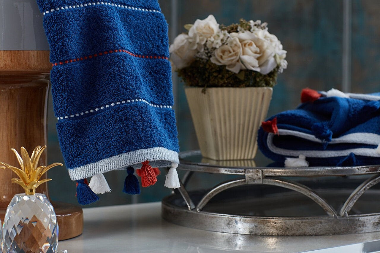Blue Washcloth - Refreshing and Versatile Bathroom Essential