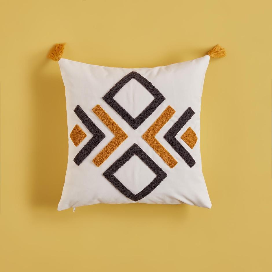 Decorative Throw Pillow in Various Designs and Colors.