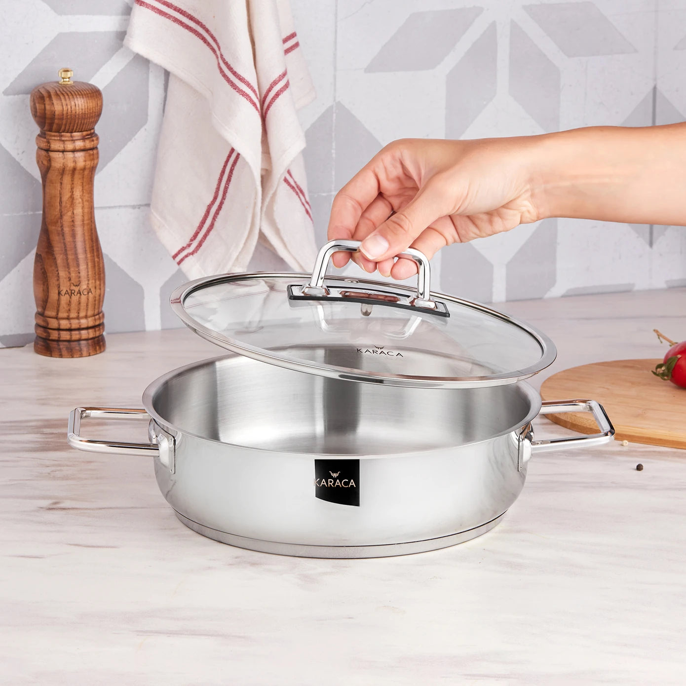 Stainless Steel Pot - Durable and versatile cookware for your kitchen