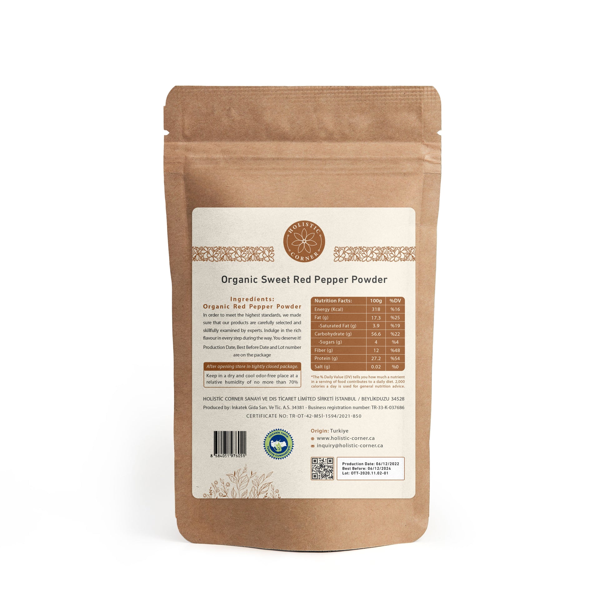 A vibrant and flavorful addition to your kitchen. Enhance your dishes with this organic spice. 0.19 lb.