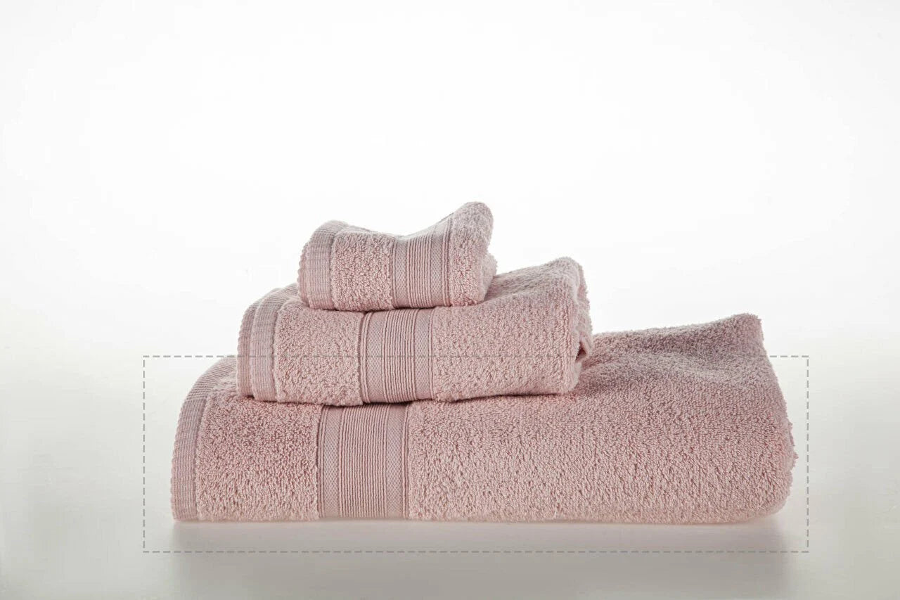 Bath Towel - Plush and Absorbent Luxury for Your Bathroom